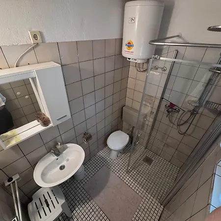 Apartments&rooms Neno