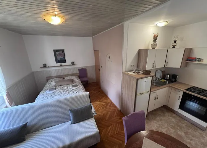 Gostinjska kuća & Neno 4*