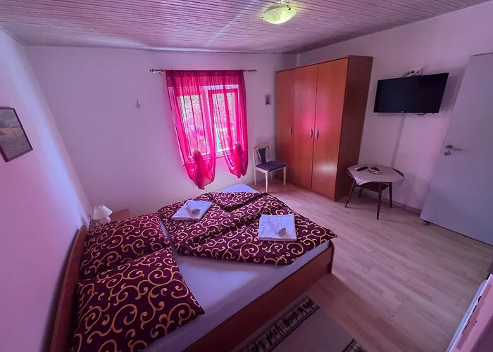 Gostinjska kuća & Neno 4*