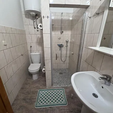 Vendégház & Neno 4*