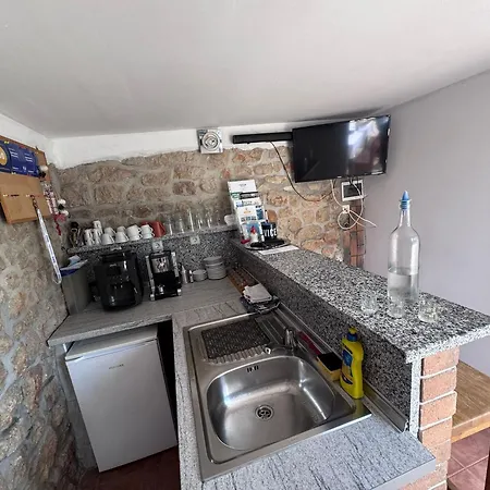 & Neno 4* Tribanj-Krušćica