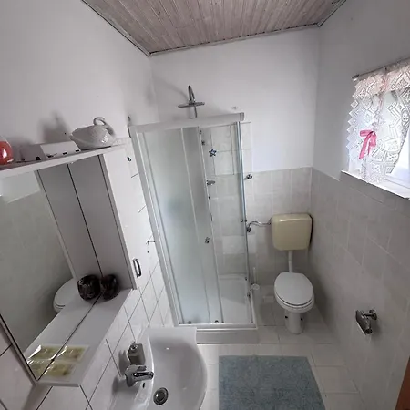 Vendégház & Neno Tribanj-Krušćica