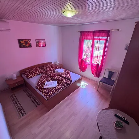 Pensjonat & Neno 3*