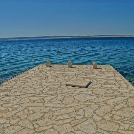 & Neno 4* Tribanj-Krušćica